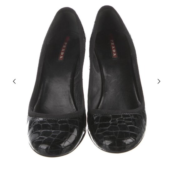 Prada Leather Crocodile Pumps Women's Size: 7 | IT 37 - Picture 3 of 3